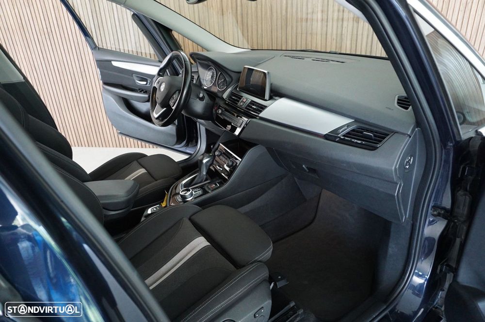 BMW 216 Active Tourer d Line Sport Auto - 16