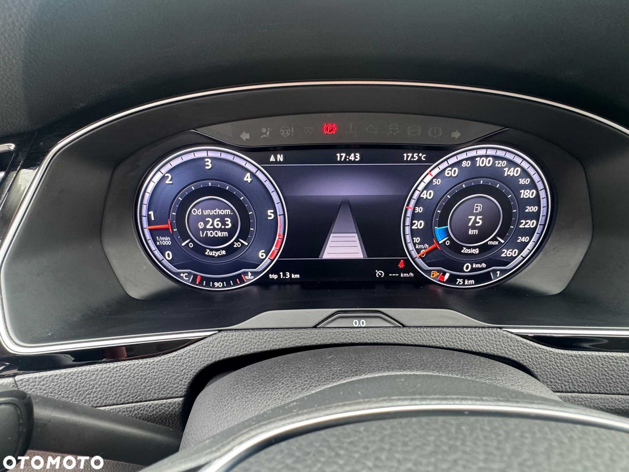 Volkswagen Passat Variant 2.0 TDI SCR Highline - 28