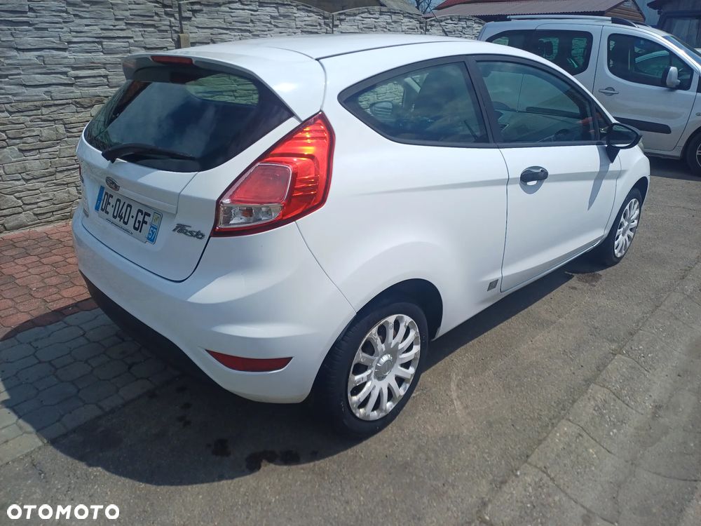 Ford Fiesta 1.5 TDCi Trend - 11