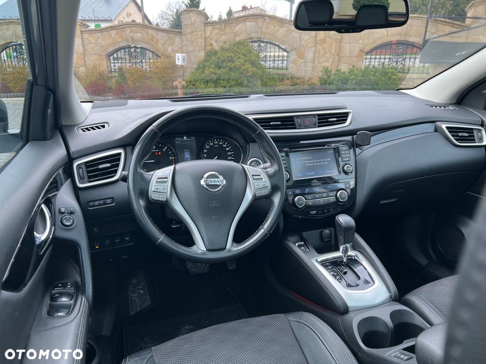 Nissan Qashqai 1.6 dCi Xtronic TEKNA+ - 11