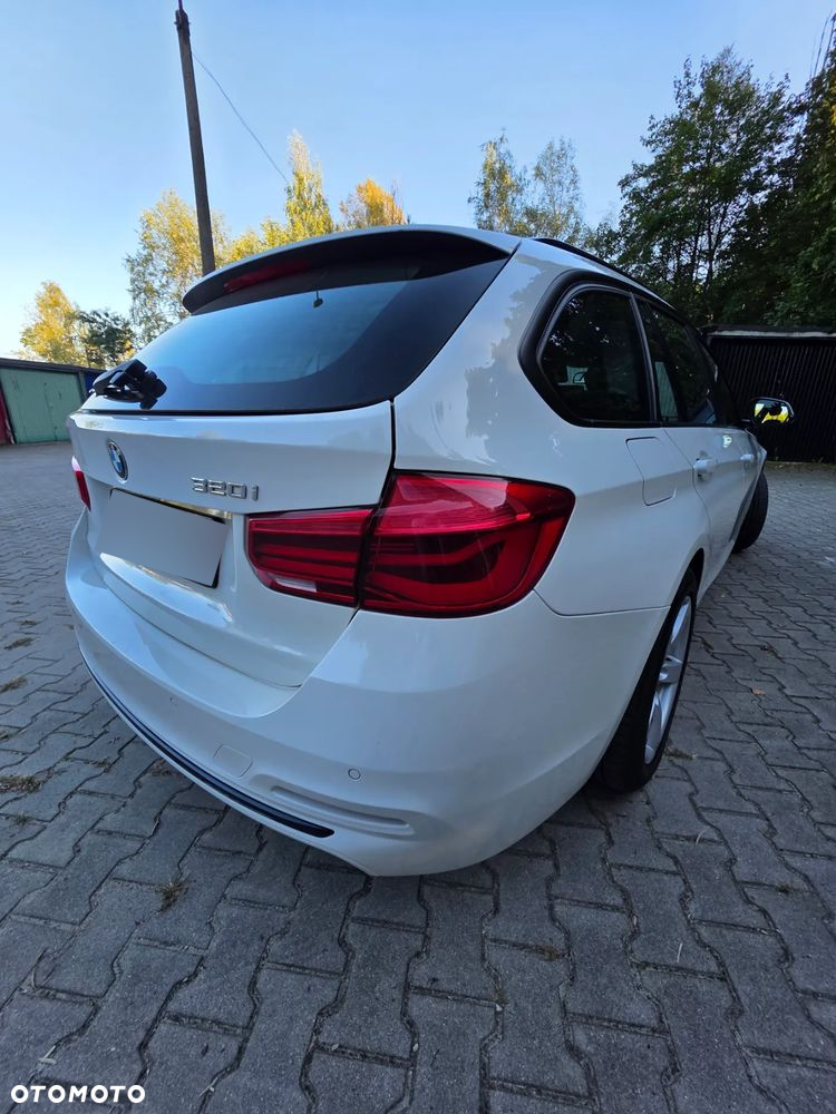 BMW Seria 3 318i Advantage - 5