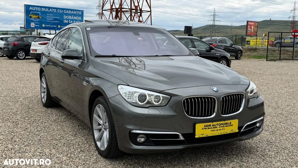 BMW Seria 5 520d Aut. Luxury Line - 2