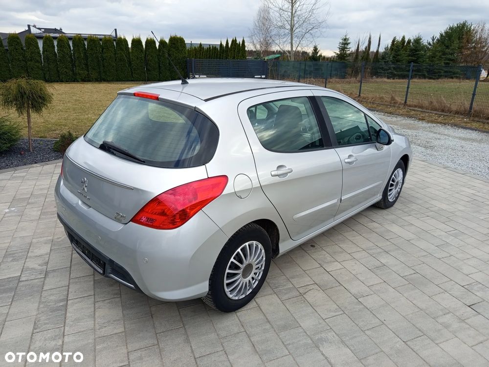 Peugeot 308 1.6 e-HDi Active STT - 17