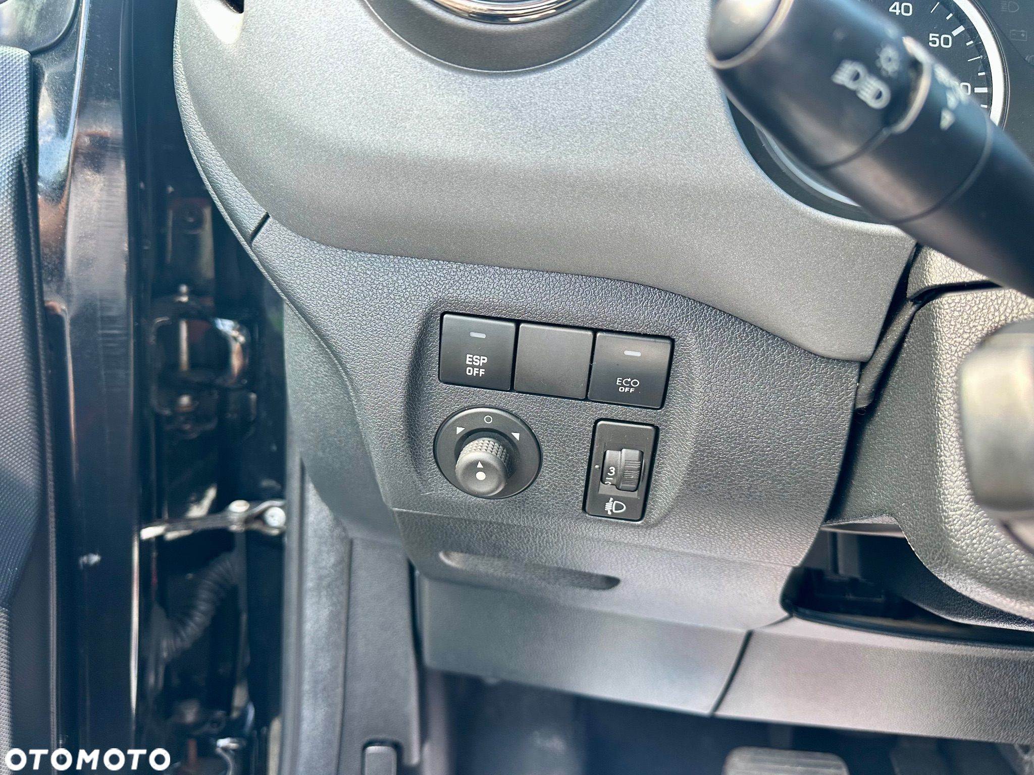 Citroën Berlingo e-HDi 90 FAP EGS6 Multispace - 24