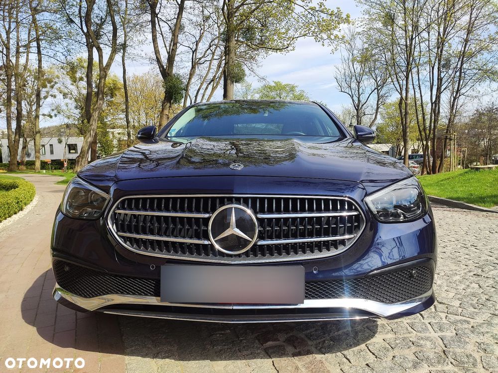 Mercedes-Benz Klasa E - 9