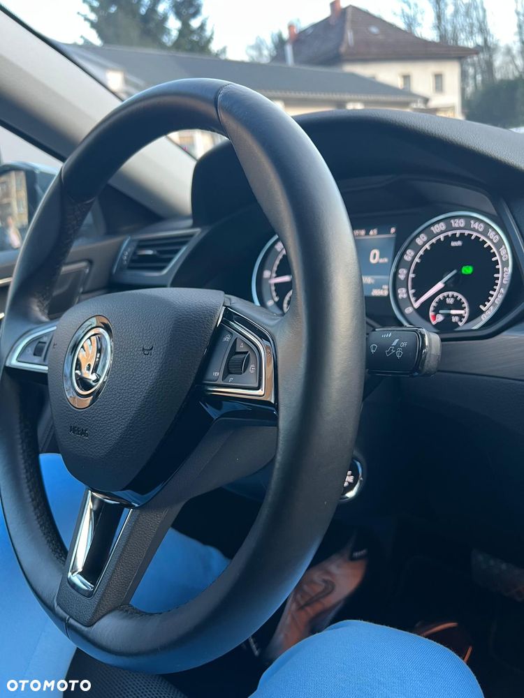 Skoda Superb 2.0 TDI 4x4 Style DSG - 16