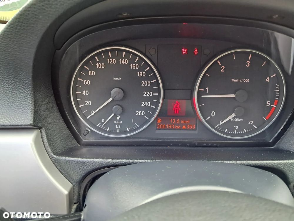 BMW Seria 3 320d - 12