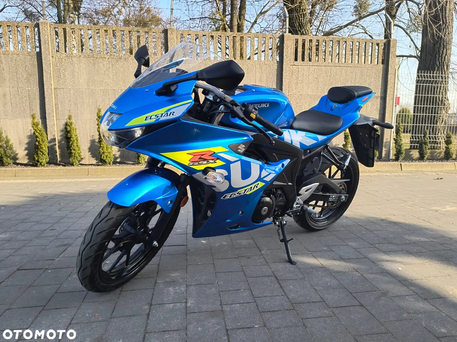 Suzuki GSX-R - 4