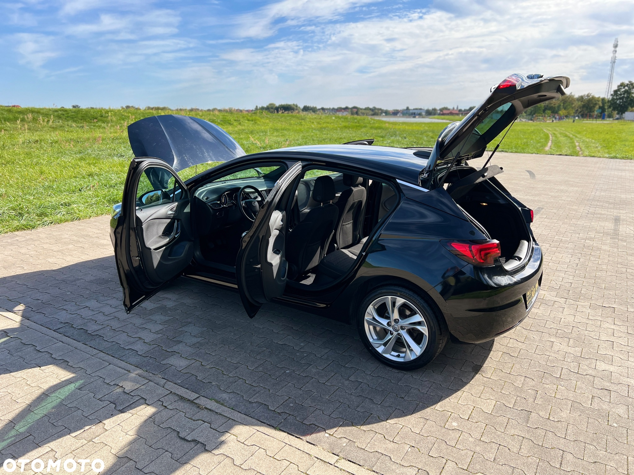 Opel Astra V 1.4 T Elite S&S - 28