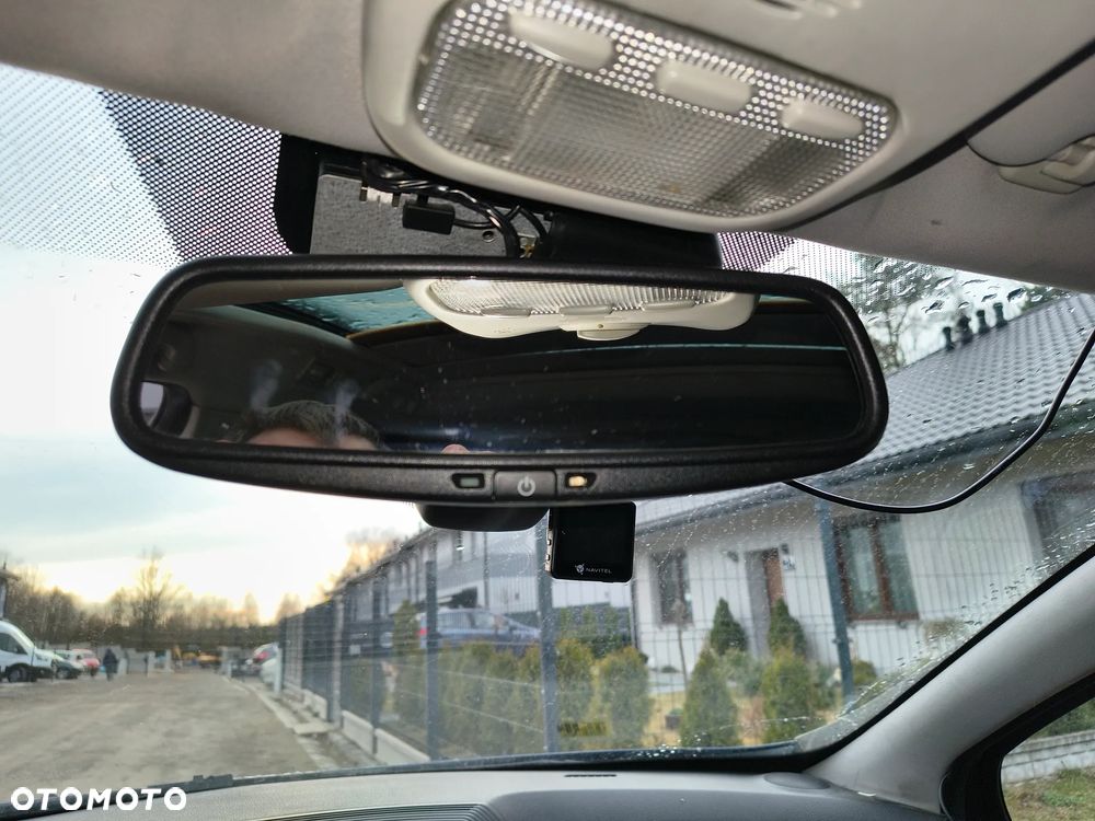 Peugeot 407 HDi 135 Elegance by Irmscher - 3