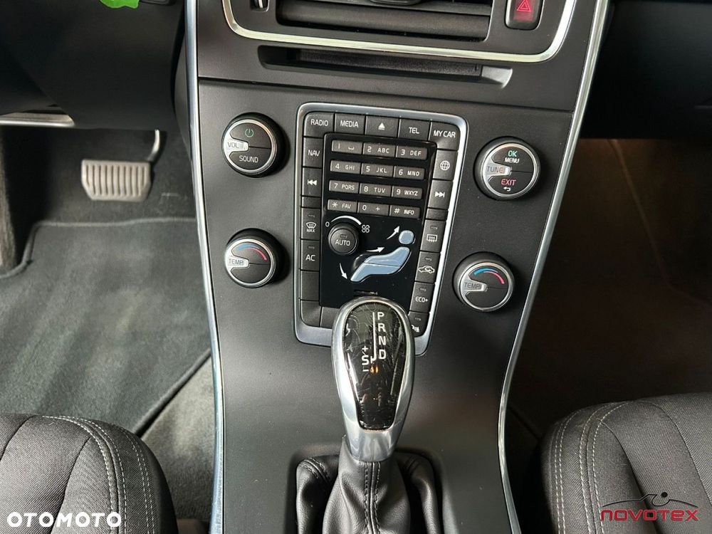 Volvo V60 D2 Geartronic Kinetic - 10