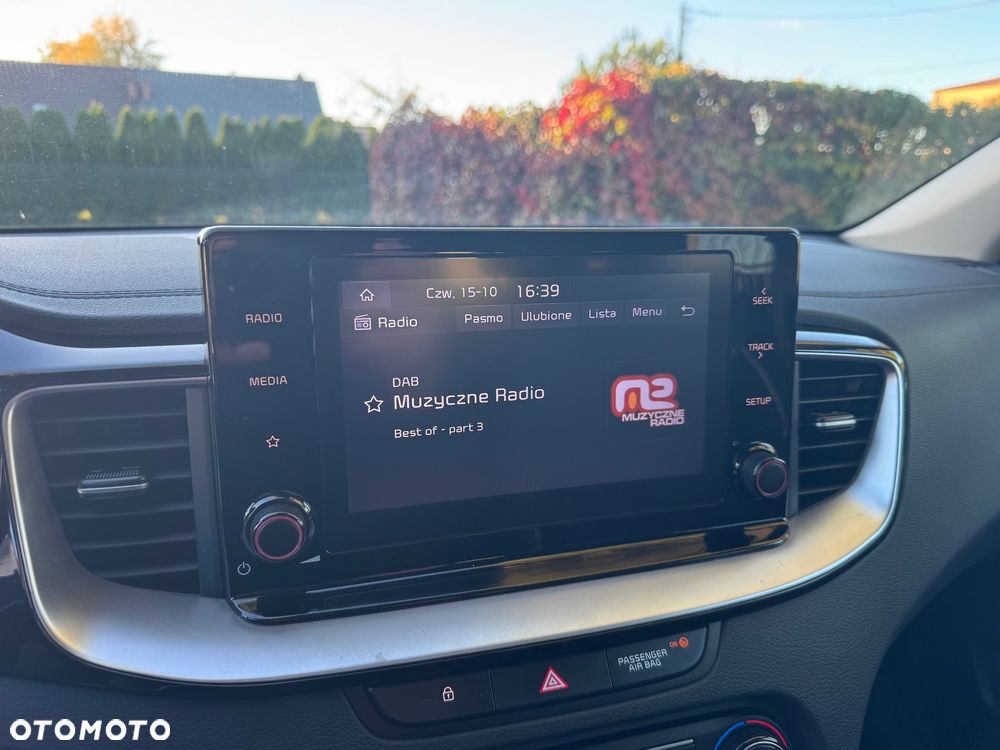 Kia Ceed - 38