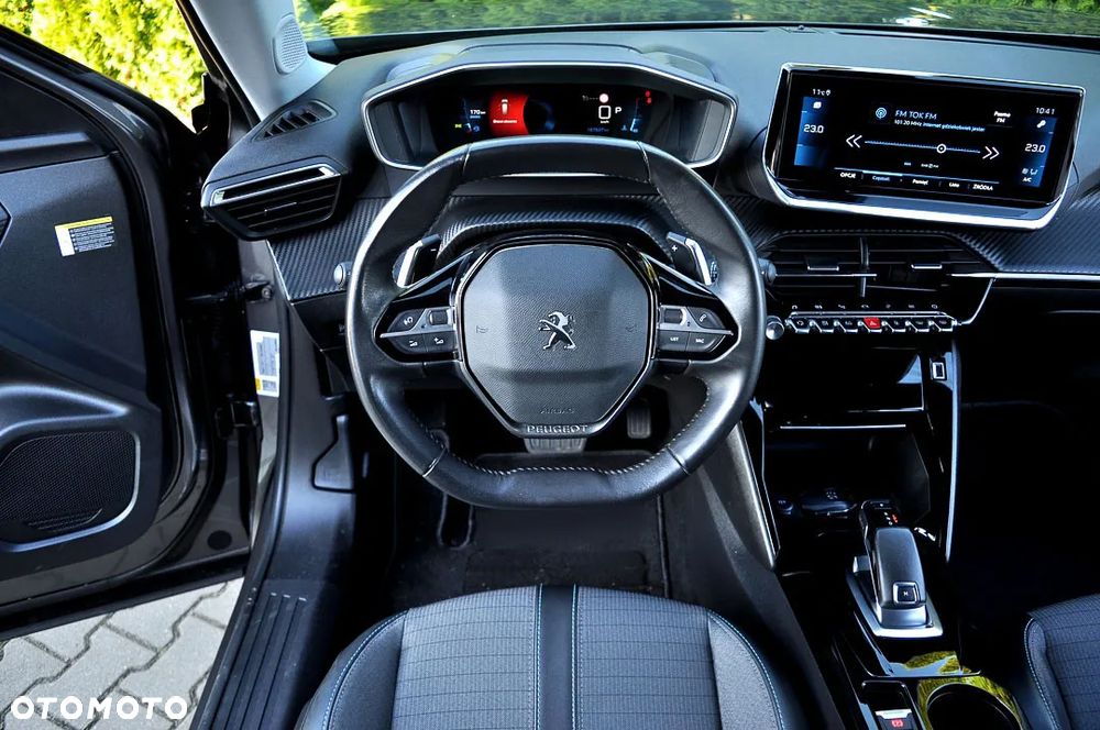 Peugeot 2008 BlueHDi 130 Allure S&S EAT8 - 26