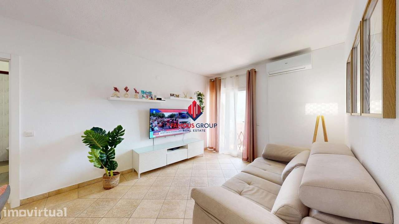 T2 Luminoso com Varanda Envidraçada | Pronto a Habitar |... - Grande imagem: 5/24