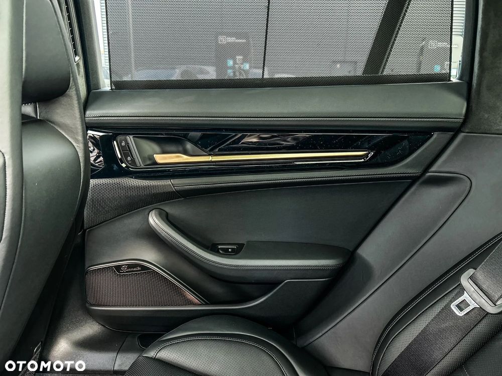 Porsche Panamera Turbo E-Hybrid PHEV - 28