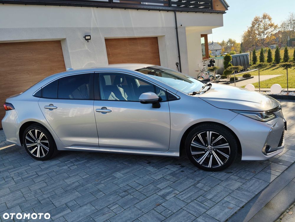 Toyota Corolla - 5