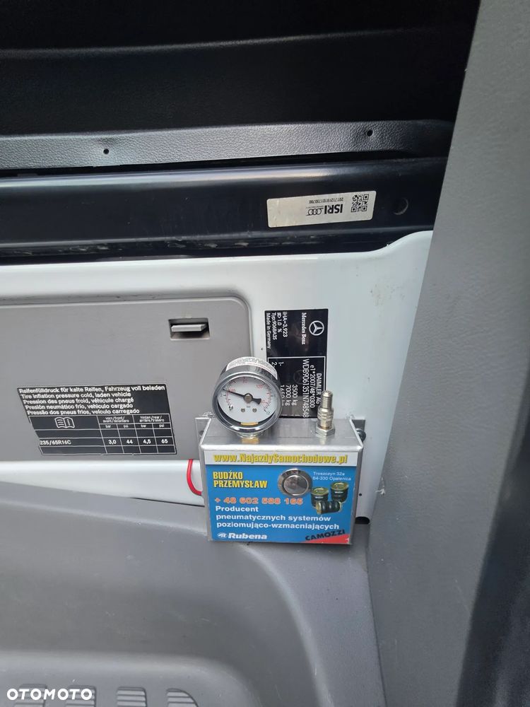 Mercedes-Benz Sprinter - 26