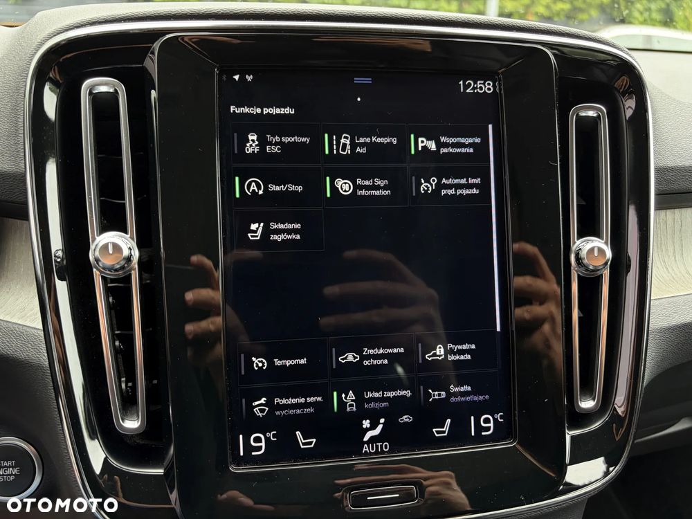 Volvo XC 40 T4 Geartronic Inscription - 27