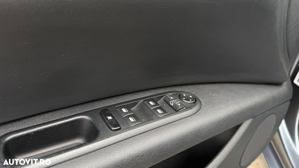 Peugeot 407 - 20