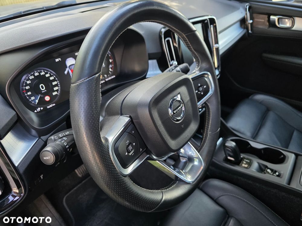 Volvo XC 40 D4 AWD Geartronic Inscription - 20