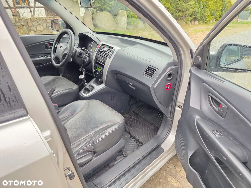 Hyundai Tucson 2.0 CRDi Premium - 11