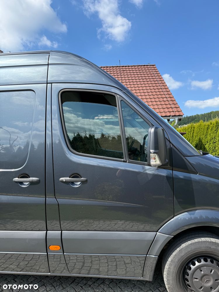 Mercedes-Benz Sprinter - 10