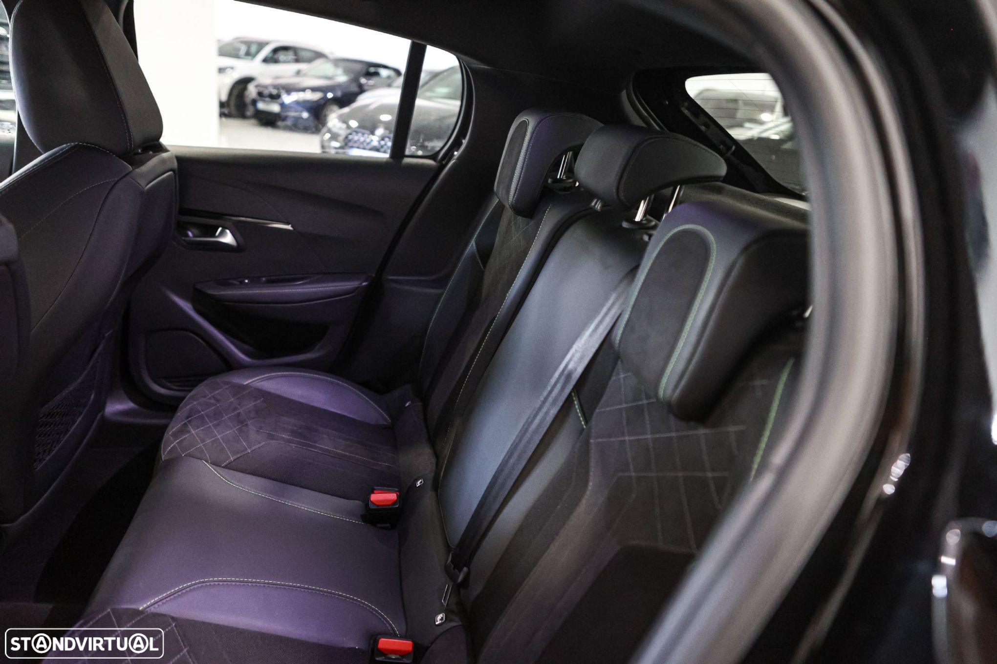 Peugeot 208 1.2 PureTech GT - 14