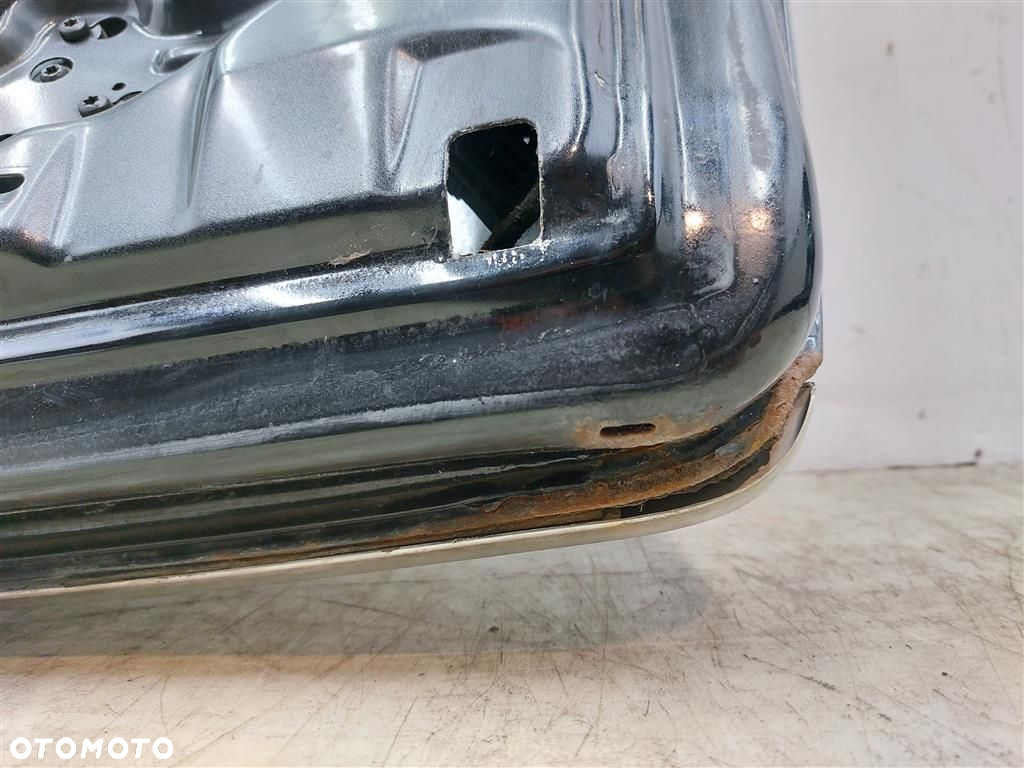 Klapa tył tylna SZYBA ZAMEK WYCIERACZKA Audi A6 C5 LAK:LY9B 1997-2004 KOMBI - 2