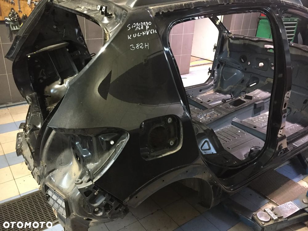 DACIA SANDERO 16R ĆWIARTKA PRAWA TYŁ NV676 - 1