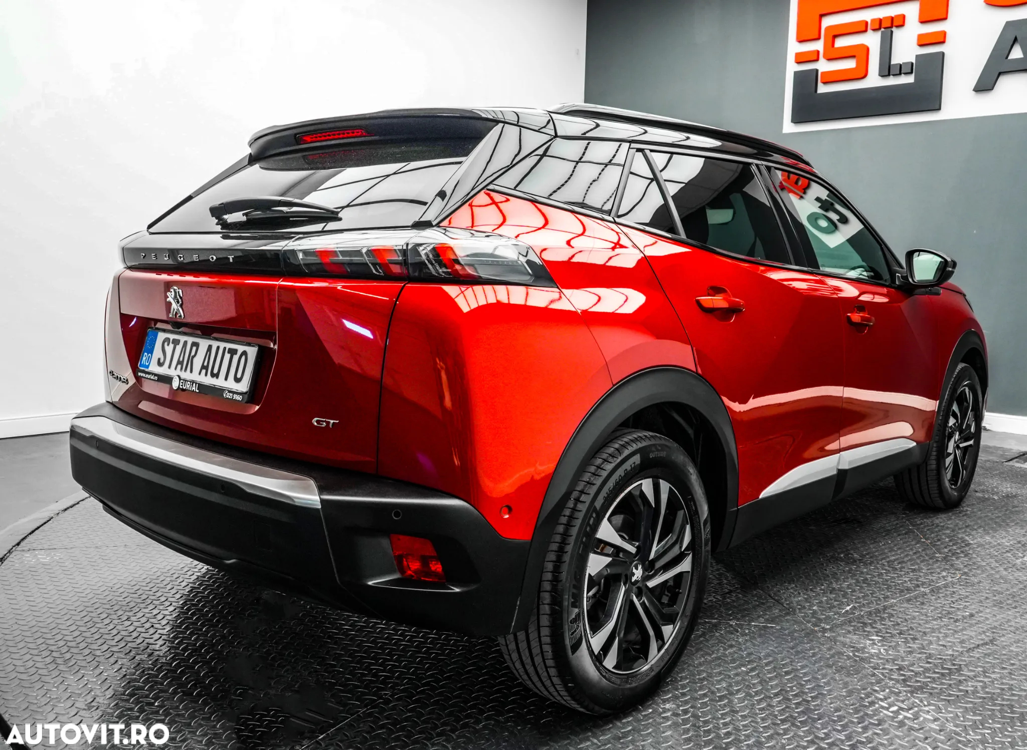 Peugeot 2008 e-2008 54 kWh GT - 6