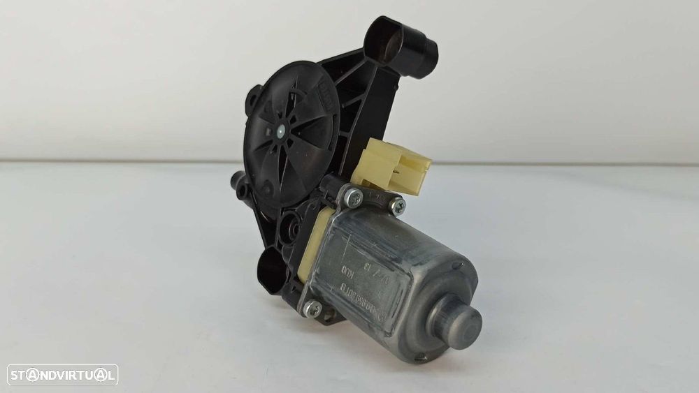 MOTOR ELEVADOR FRENTE DIREITO AUDI A3 SPORTBACK (8VA) AMBITION - 1