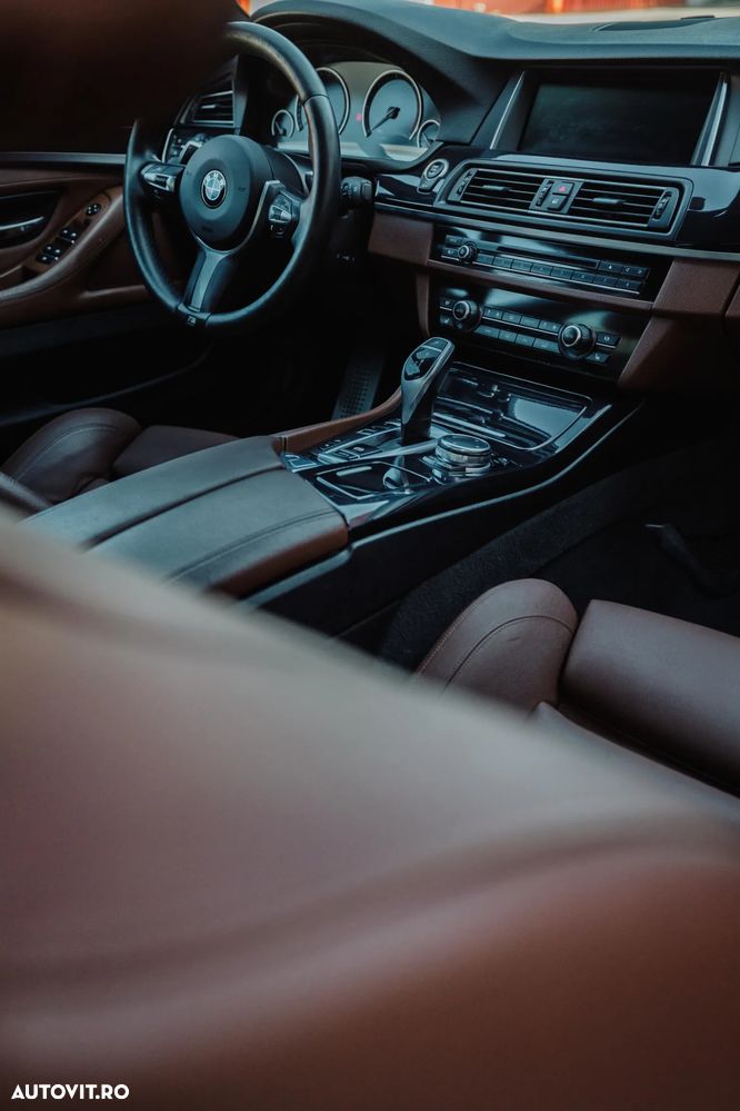 BMW Seria 5 530d xDrive AT - 8