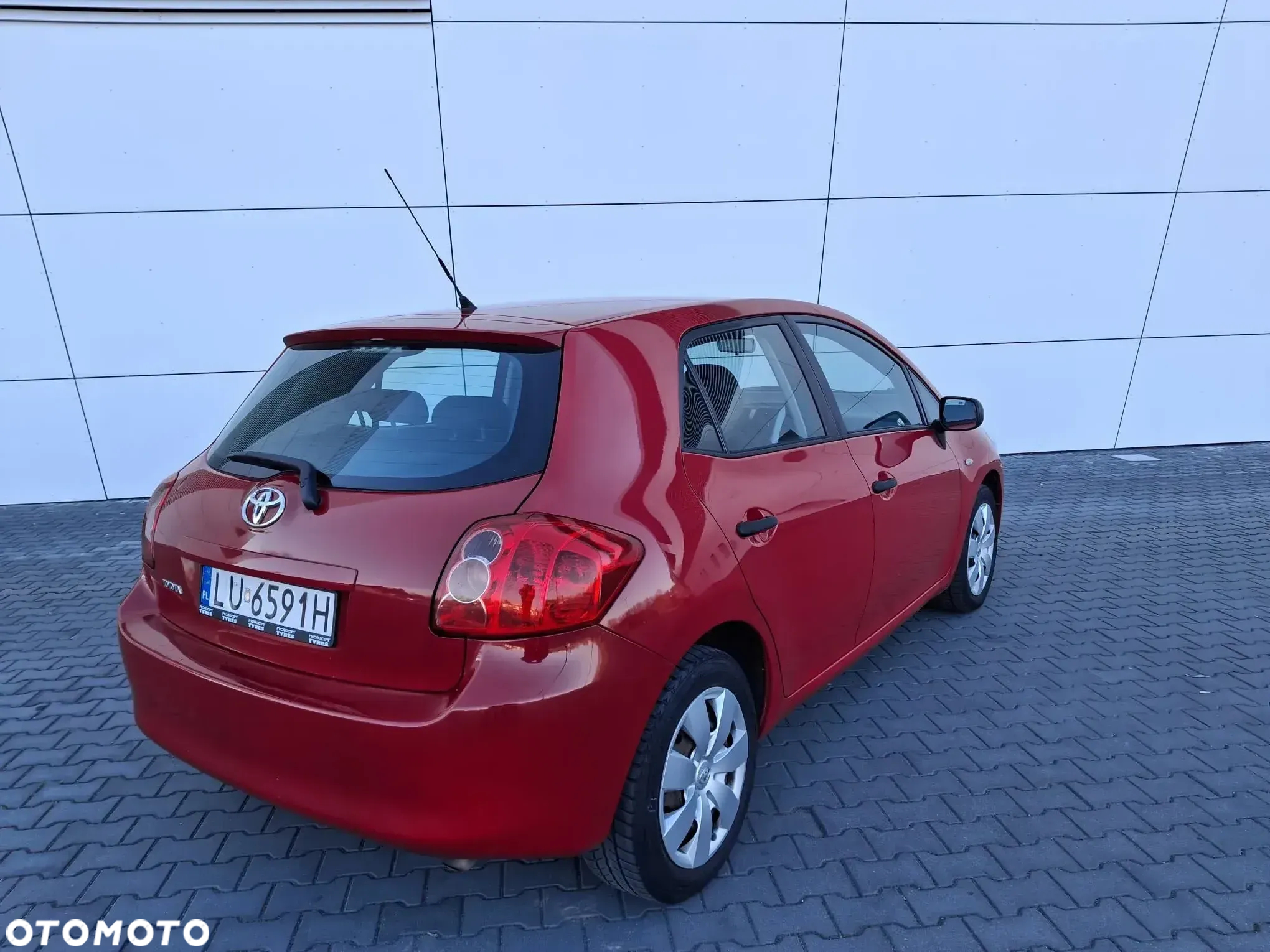 Toyota Auris - 2