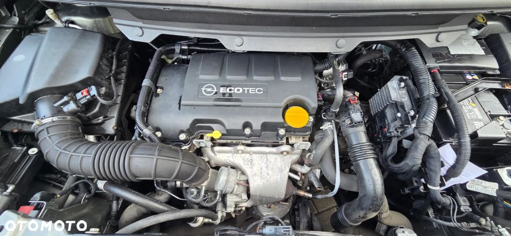 Opel Zafira 2016