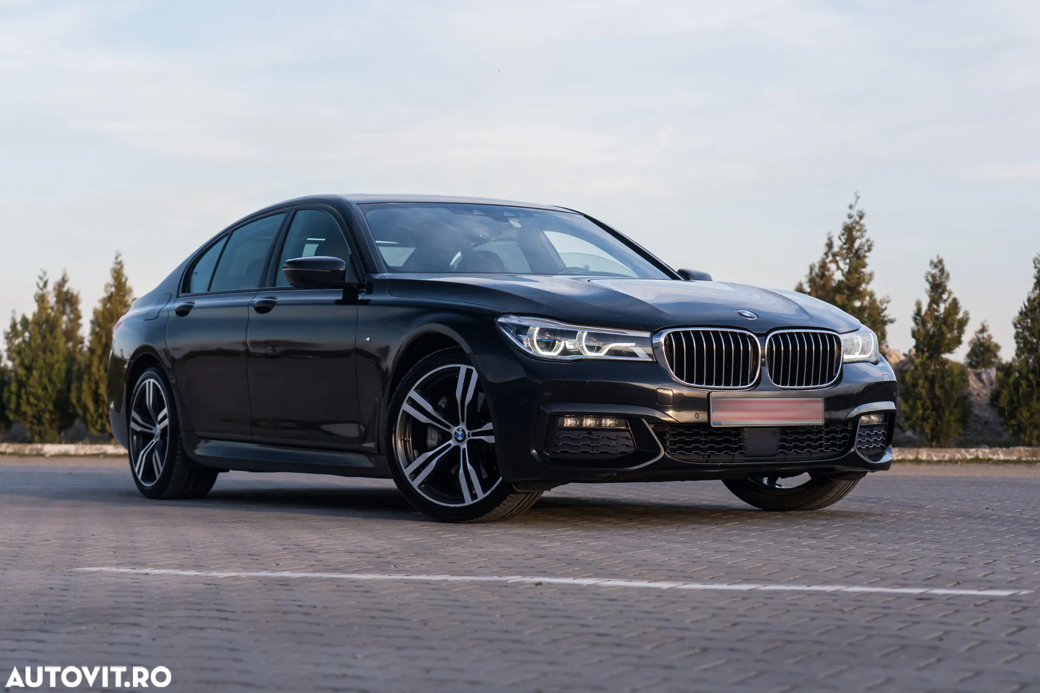 BMW Seria 7 740d xDrive - 16