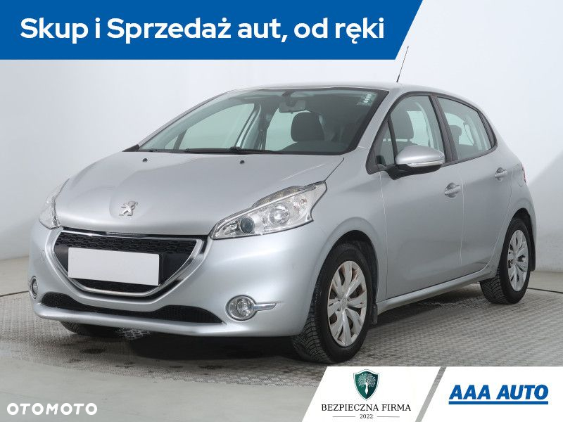 Peugeot 208 - 2