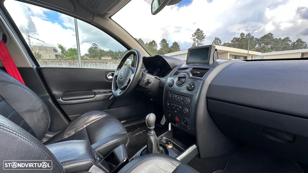 Renault Mégane 2.0 T 16V Sport - 21