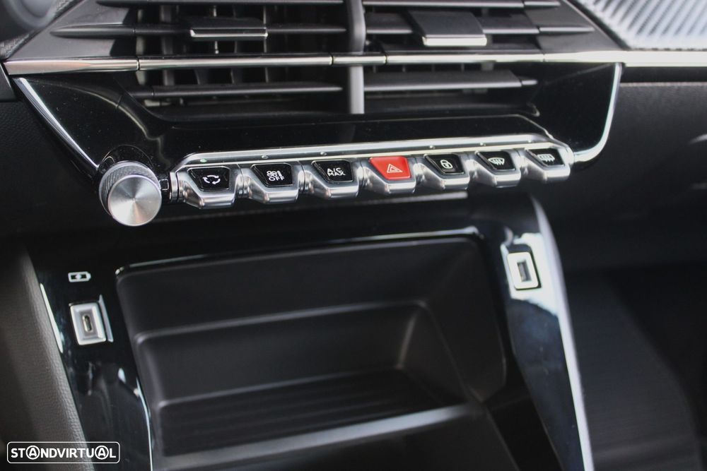 Peugeot e-208 50 kWh Active Pack - 27