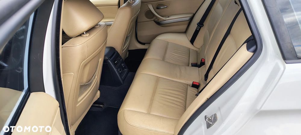 BMW Seria 3 - 10