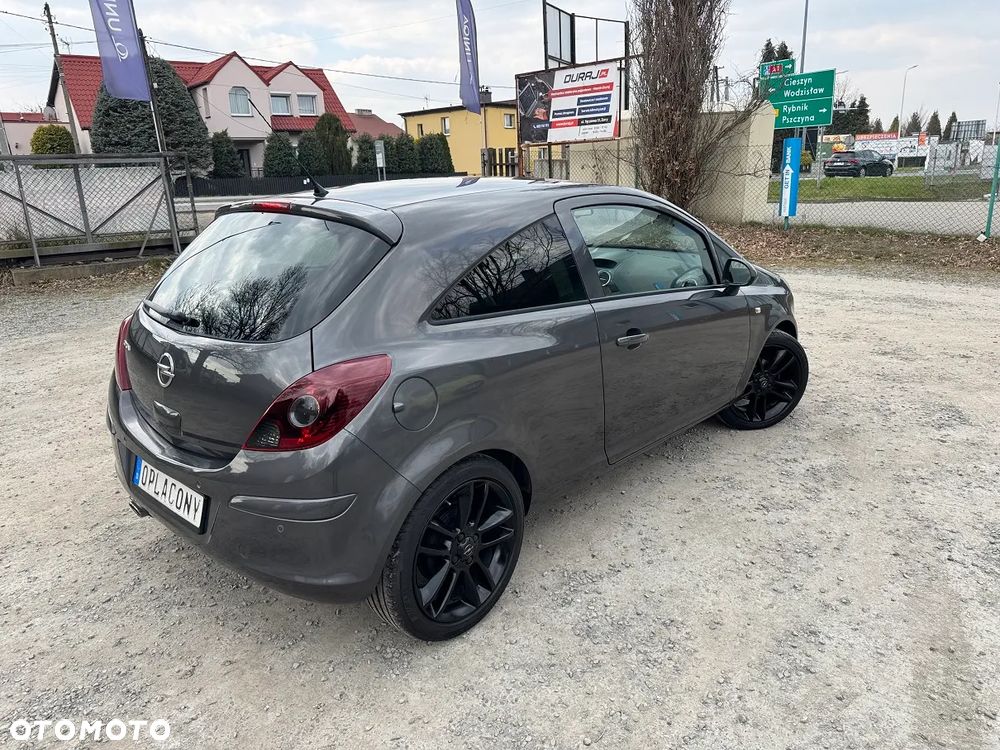 Opel Corsa 1.4 16V Sport - 13