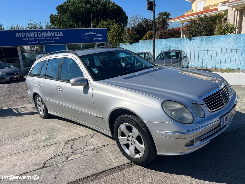 Mercedes-Benz E 220 CDi Avantgarde - 4