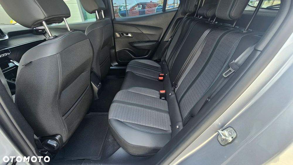 Peugeot 2008 1.2 PureTech Allure Pack S&S - 22
