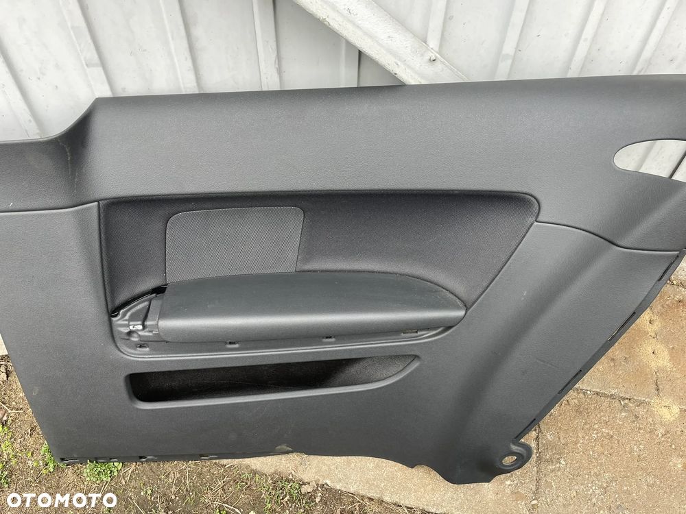 BOCZKI TAPICERKI DRZWI AUDI A3 8P 3D - 4