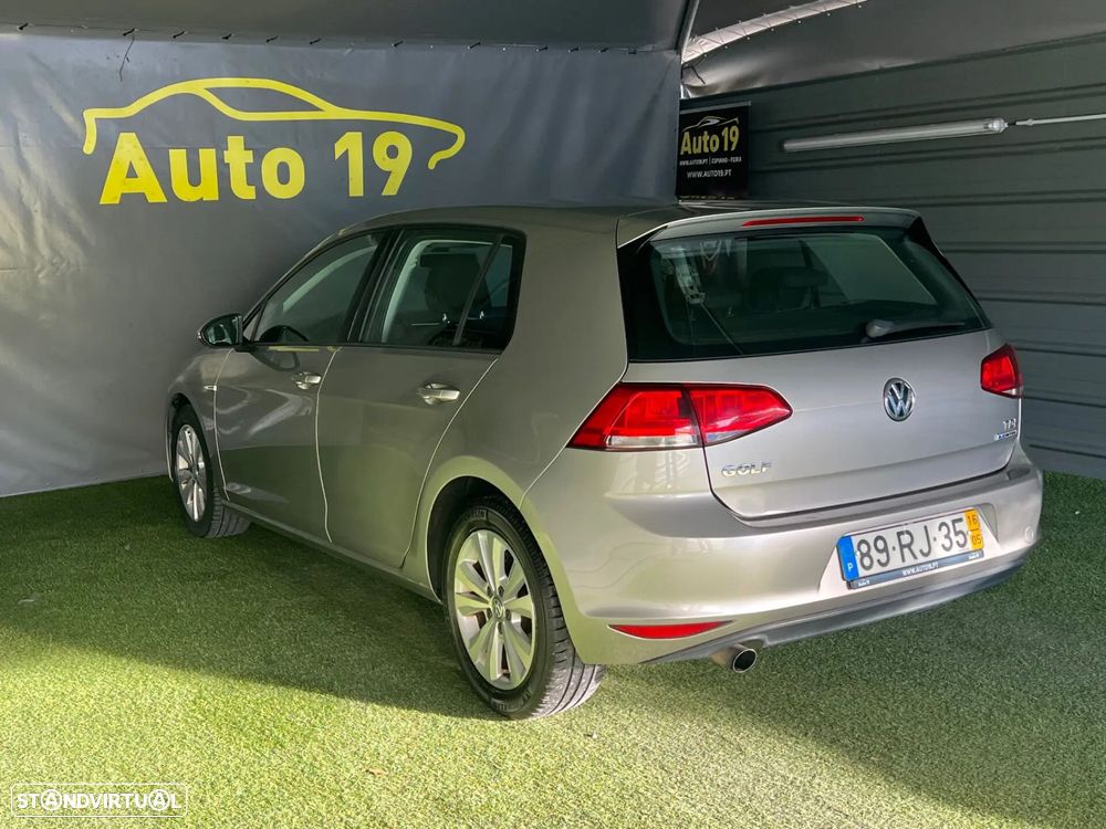 VW Golf 1.6 TDi Highline - 6