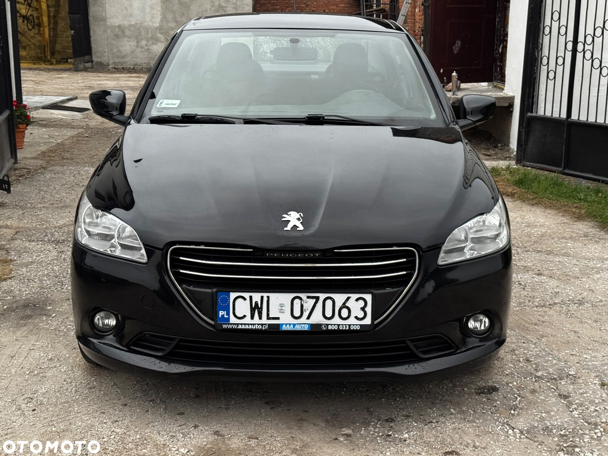 Peugeot 301 1.6 HDi Active - 2