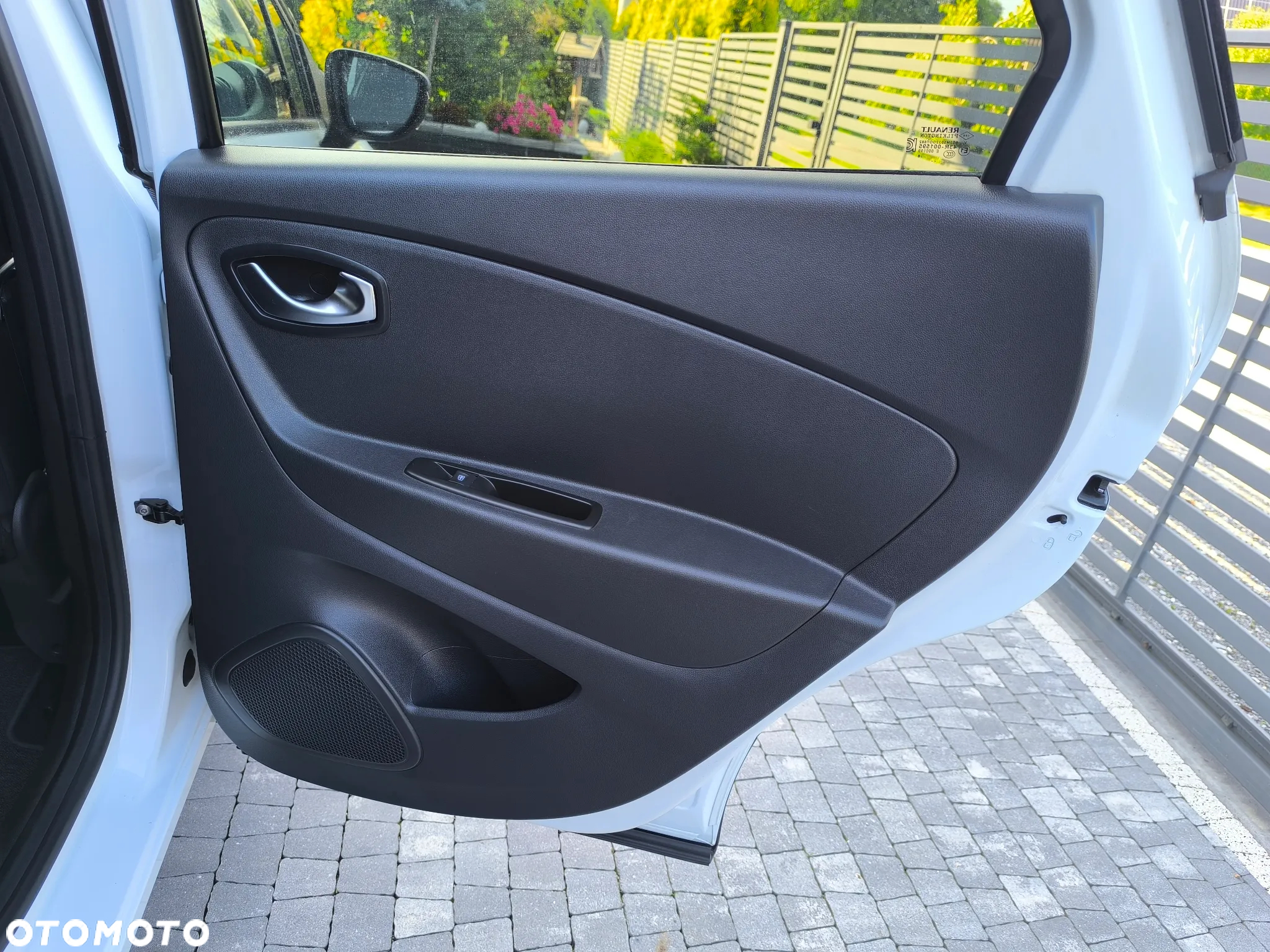 Renault Captur 0.9 Energy TCe Limited - 30
