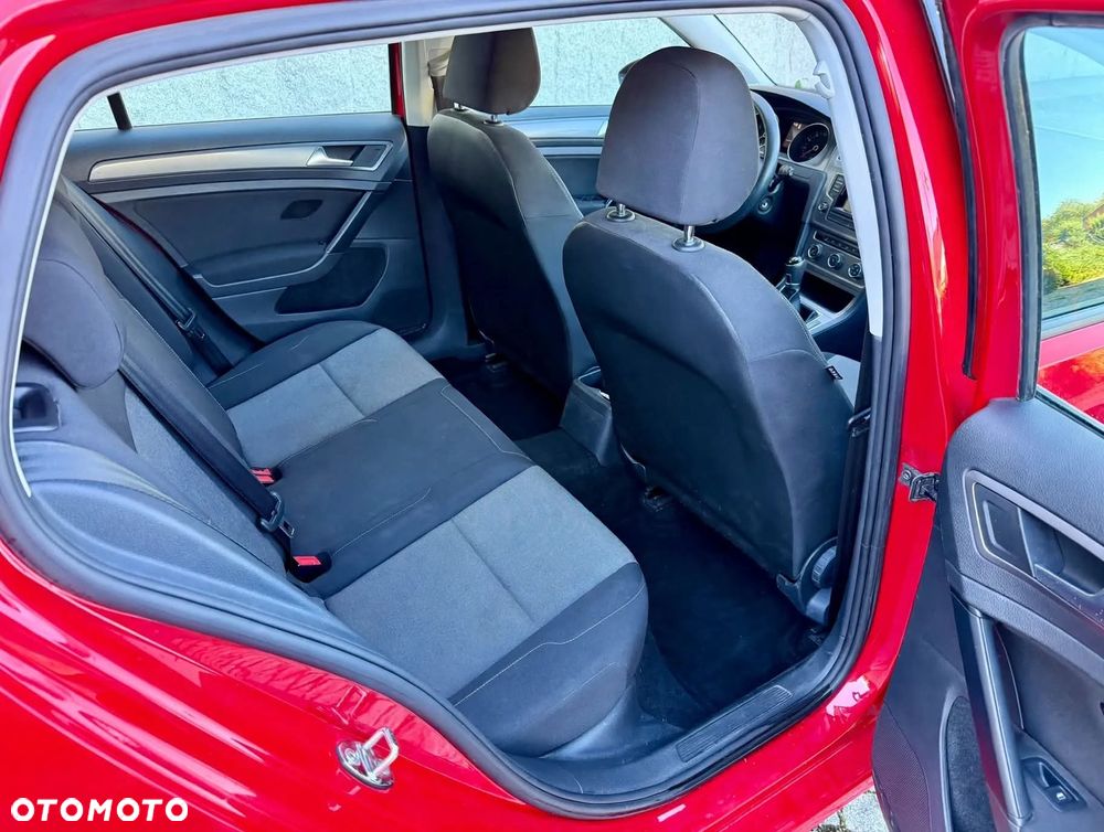 Volkswagen Golf - 19