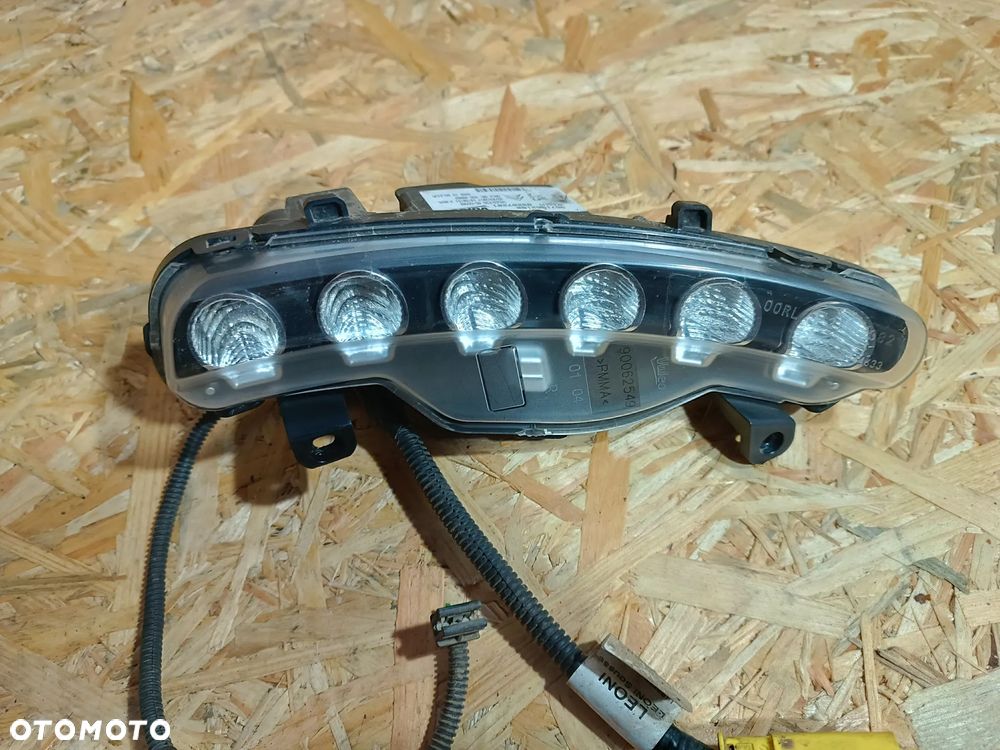 LAMPA PRAWA  DRL DO JAZDY DZIENNEJ LED 9671962180 CITROEN DS3 - 1