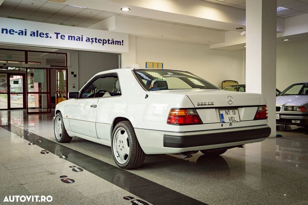 Mercedes-Benz W124 - 11