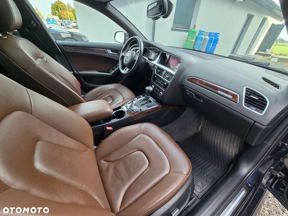 Audi A4 Limousine - 23